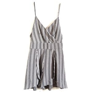 Purple Snow Striped V-Neck Romper M